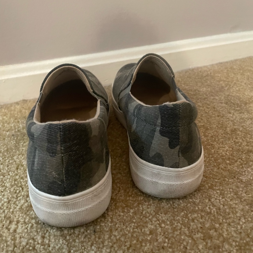 Army Slid Ons- Memory foam!! - Picture 3 of 5